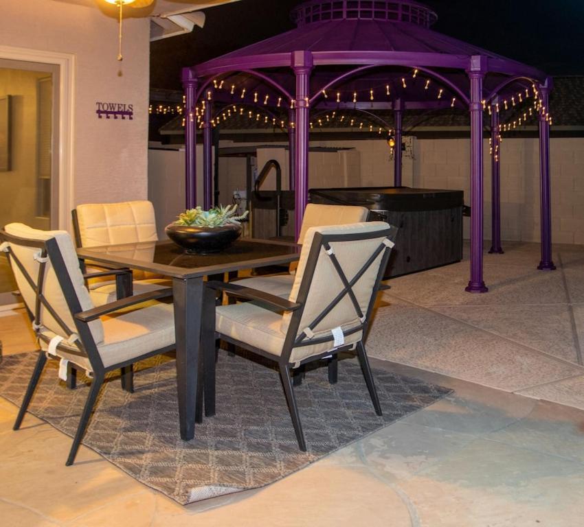 Boho Chic Arizona Villa W Pool & Mini Golf Casa Grande Extérieur photo